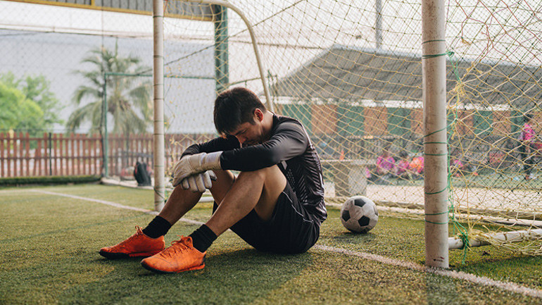 Bu gerçekten oldu mu Tarihin en tuhaf karşılaşması... 149 gol attılar Kazanan takım maç boyunca topa bir kez dokundu