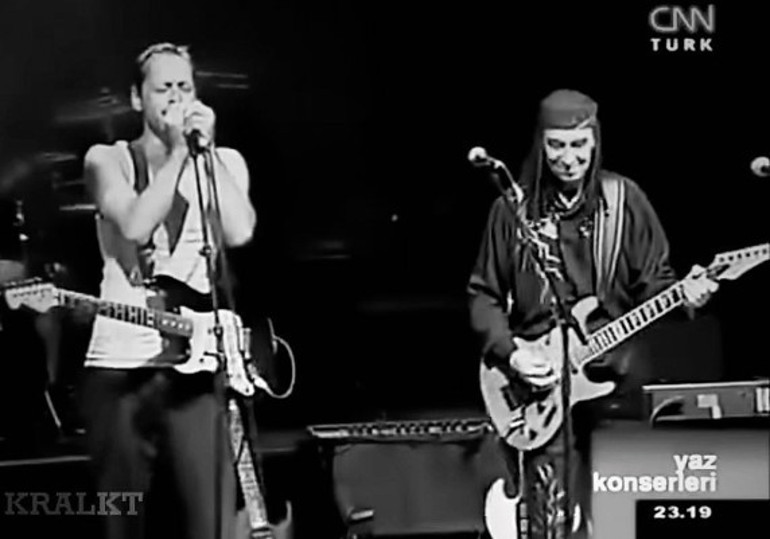 Erkin Korayın vefatı sanat dünyasını yasa boğdu: Yalnızlar Rıhtımı’nın tam ortasında ıssız kaldık…