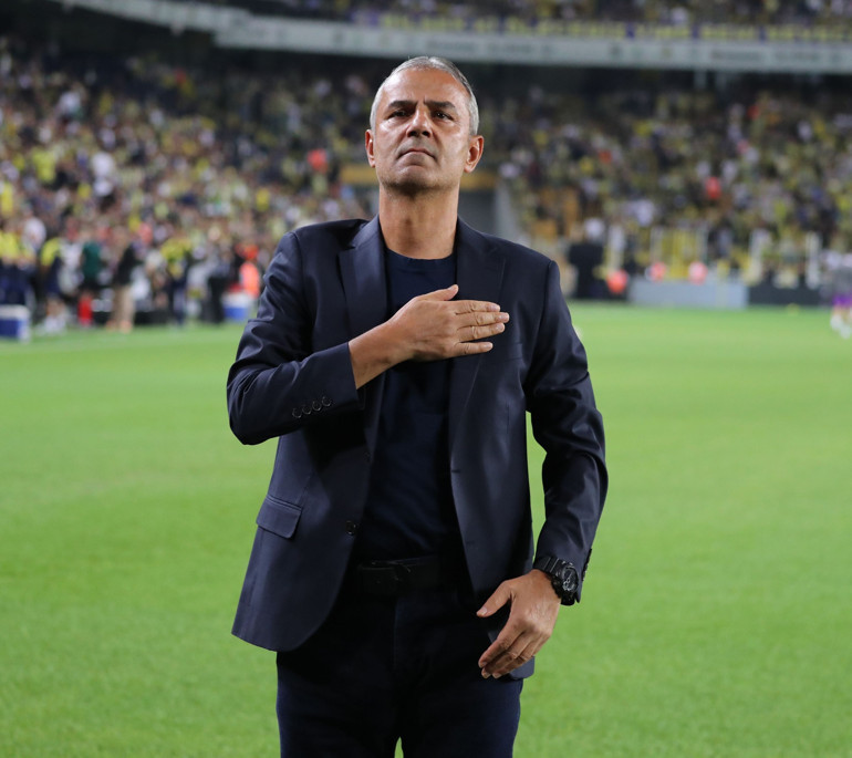 Fenerbahçe-Maribor maçında önce ıslıklandı, sonra sahne aldı Yeni transfer de siftah yaptı