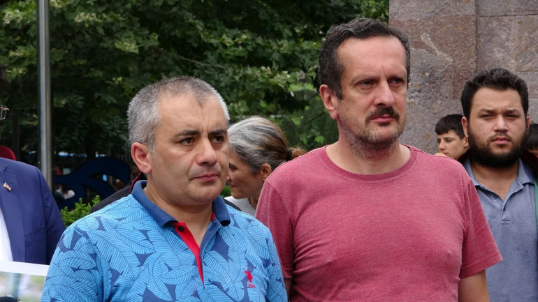 İki baba iki aynı acı kader... Ağlatan sözler: İsa bey bana üzülüyordu, aynı şey başına geldi