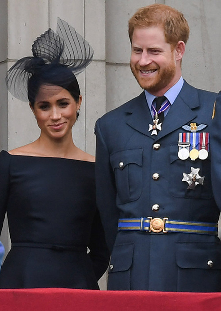 Biri prenses oldu, öteki  yerinde saydı: Yaz günü sarınıp sarmalandı