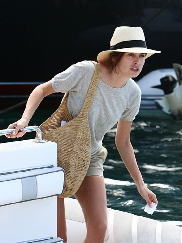 Nişanlısı terk etmişti, 92 yaşında yine aşka düştü:  Yeni sevgilisiyle eski eşi tanıştırdı