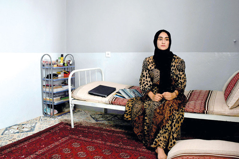 Kadınlar hayatlarını geri istiyor... Taliban iktidarı iki yaşında