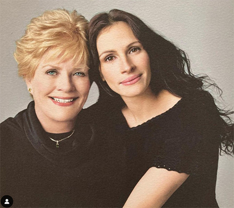 Aldanmayın yüzündeki gülümsemeye... Ünlü oyuncunun yüreğindeki derin sızı: Senin annen artık cennette