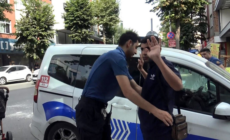 Bir garip olay Dakikalarca bağırdı, işaretler yaptı... Nedeni şaşkına çevirdi