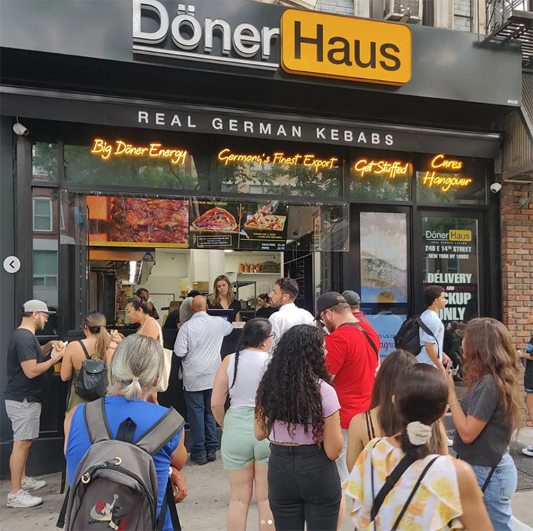 Porno şirketinin dönerciyle isim kavgası