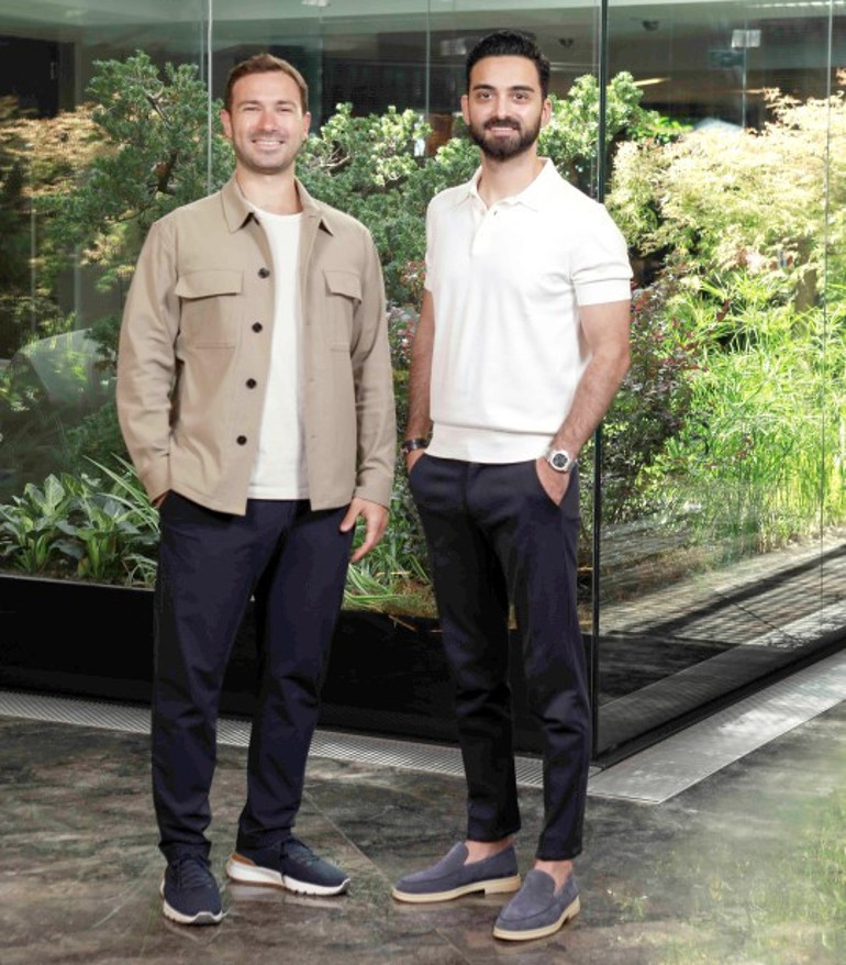 Üçüncü bebek yolda... Rachel Araz hamile