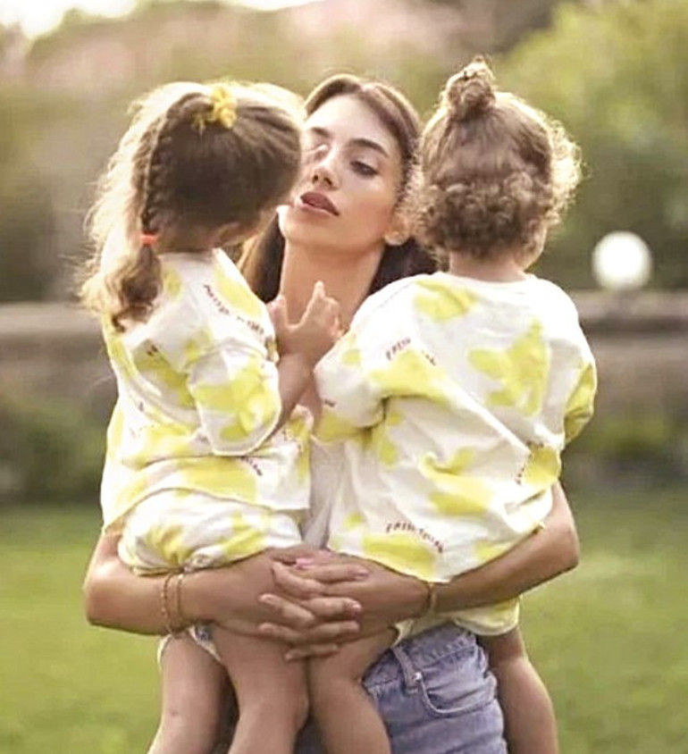 Üçüncü bebek yolda... Rachel Araz hamile