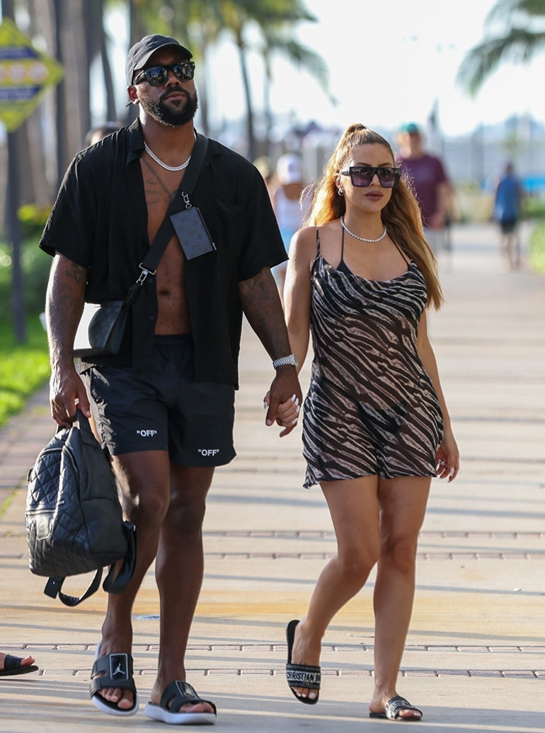 İstenmeyen gelin yüzüğünü gösterdi: 16 yaş küçük sevgilisinin çocukluğunu biliyor