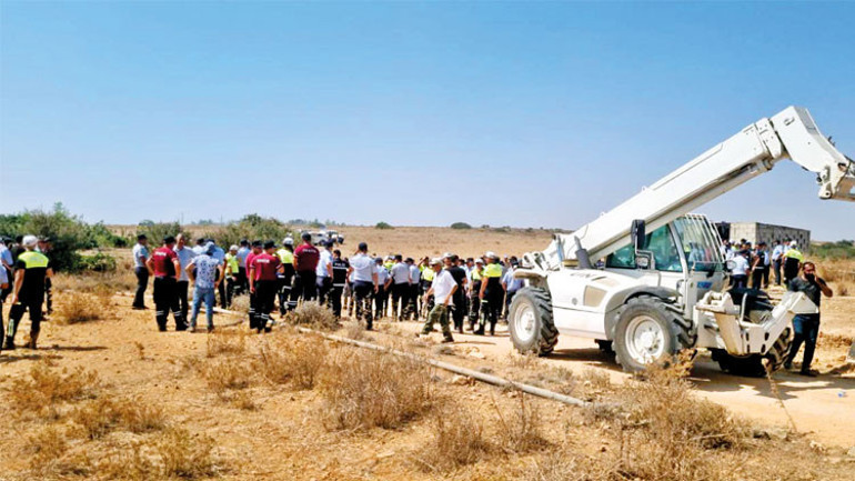 BM askeri Türk polisinin önünden çekildi: Kıbrıs’ta ‘yola’ devam