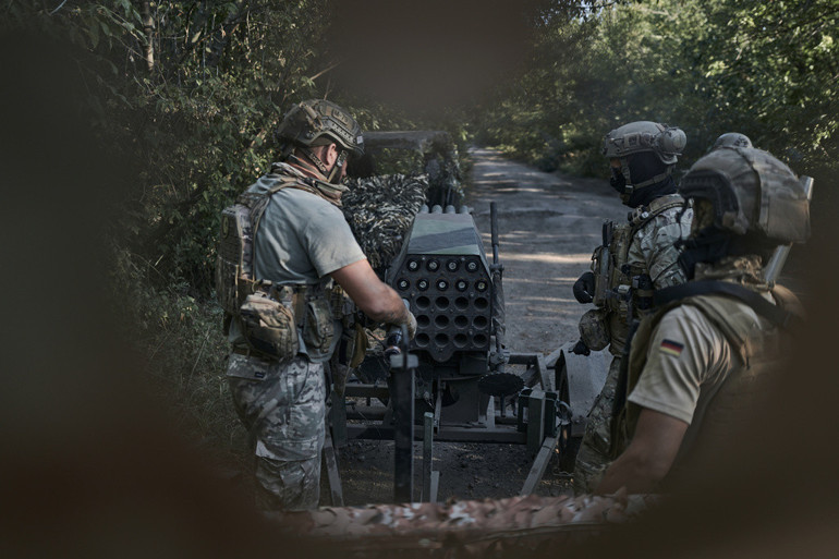 Ukrayna Rusyaya saldırmak için Sovyet döneminden kalma silahları yeniden tasarlıyor