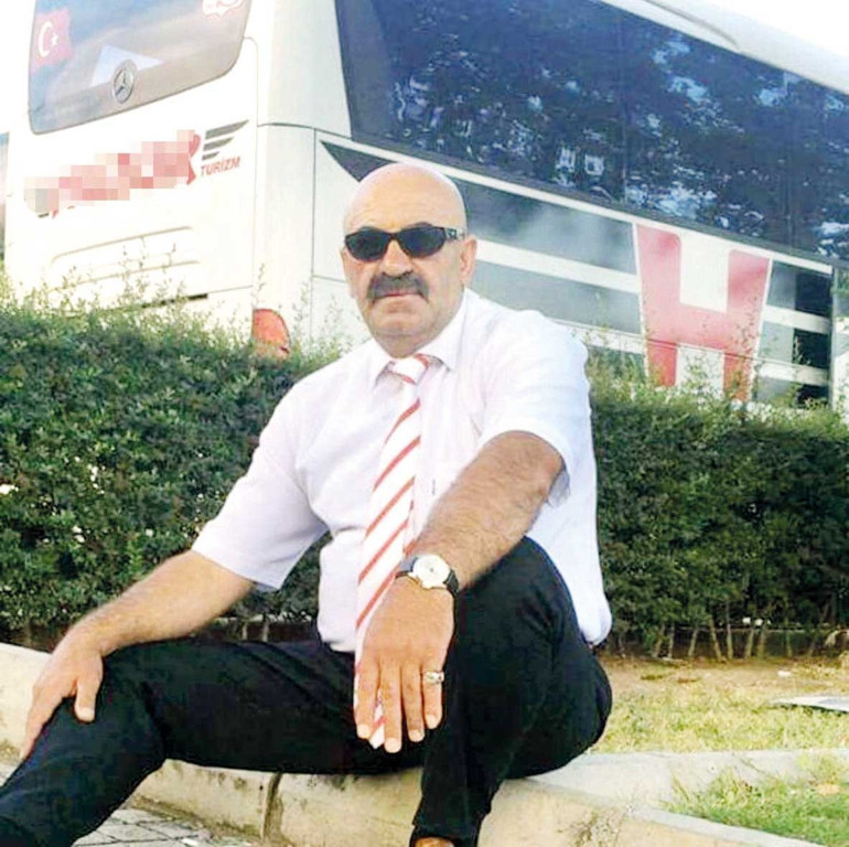 Katliam gibi kaza: 12 ölü, 18 yaralı... Yolcu otobüsü şarampole devrildi