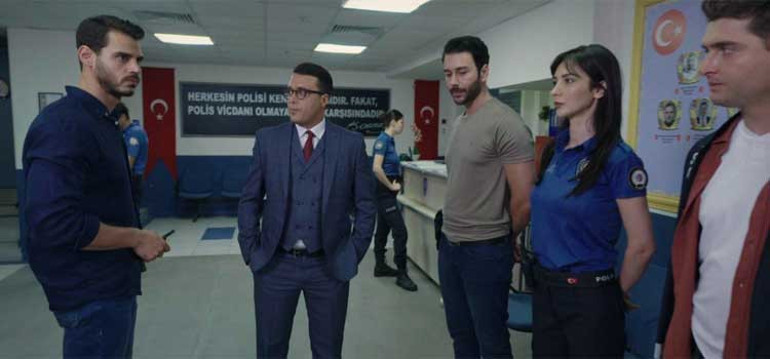 Arka Sokaklar’dan nefes kesen tanıtım…Rıza Baba şehit mi oluyor