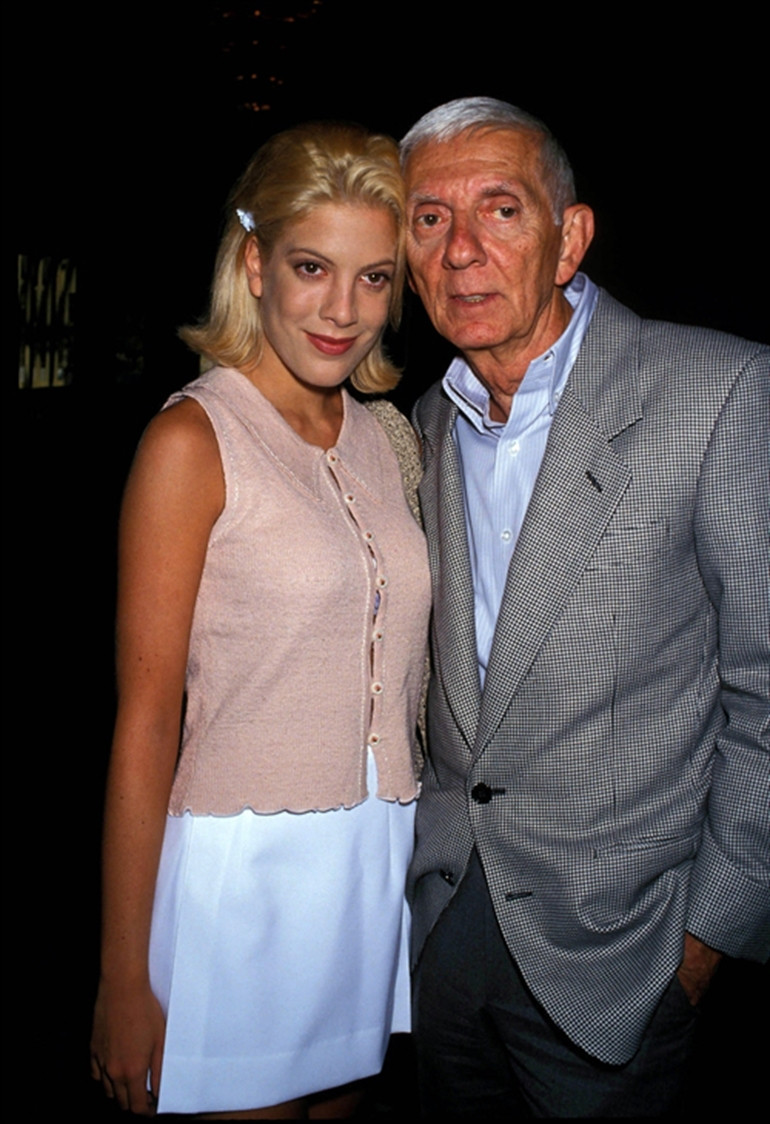 Babasının milyon dolarlık mirasından mahrum kalmıştı… Karavanda yaşamaya başlayan ünlü oyuncunun içler acısı son hali görenleri üzdü