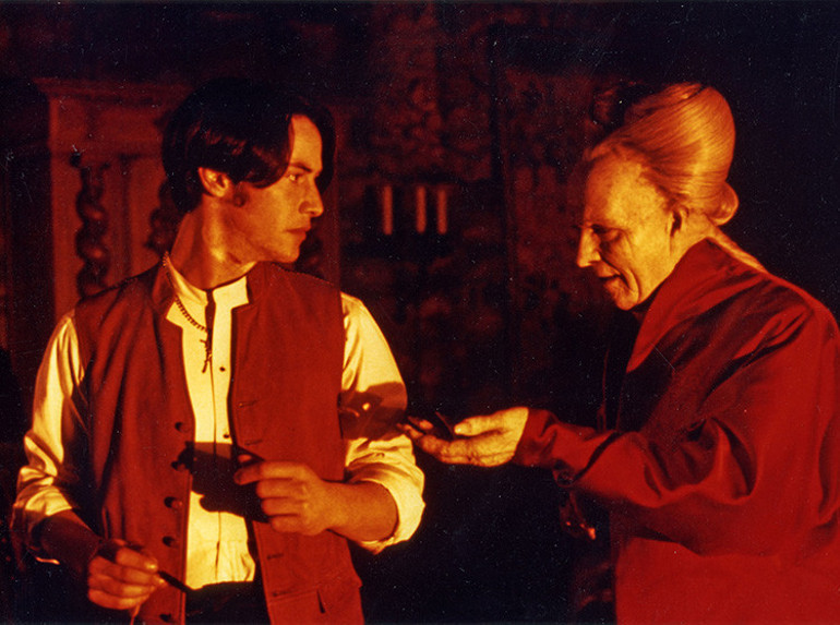 Başrolleri Gary Oldman, Keanu Reeves ve Winona Ryder paylaşmıştı... Ünlü filmin hikâyesi gerçek olaylara dayanıyormuş meğer