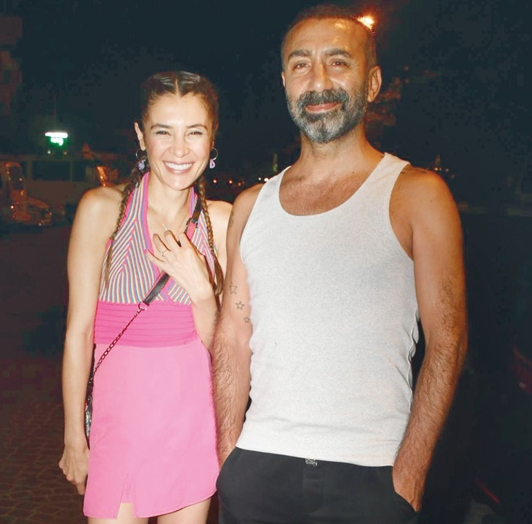 Tanınmamak için her yolu denedi... Şapkalı kamuflaj