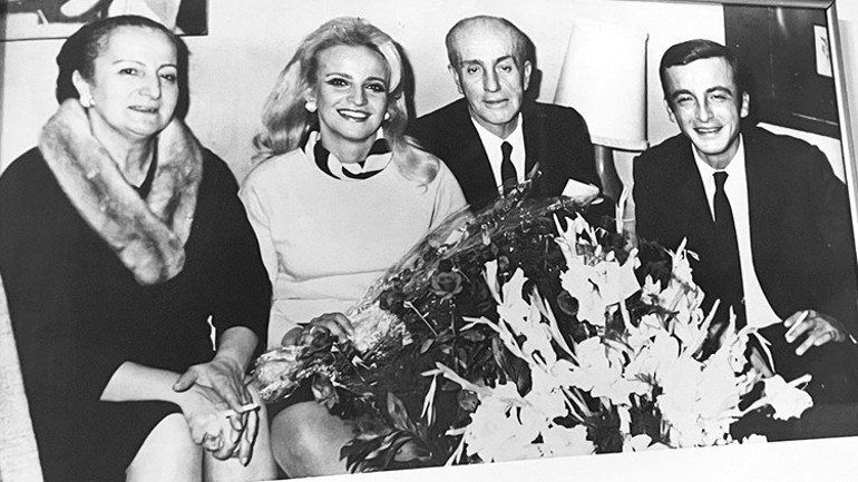 Seyirciyle göz göze 59 sene