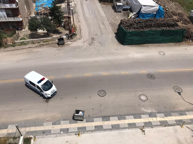 Çiğdem’in korkusu sokak köpekleri