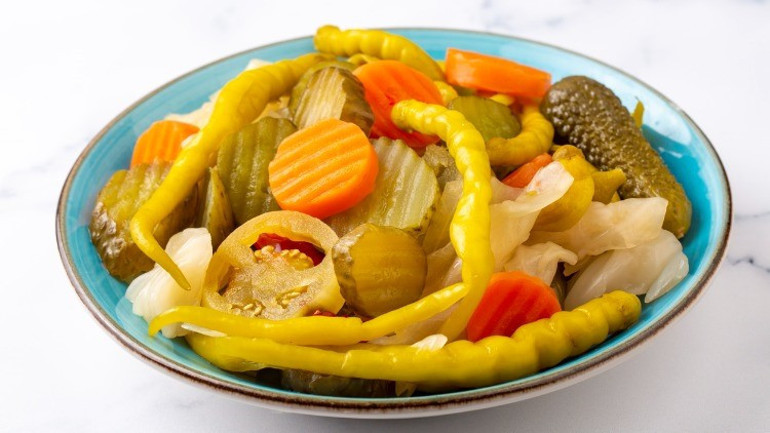 EV YAPIMI BİBER TURŞUSU TARİFİ || Evde turşu nasıl yapılır, malzemeleri nelerdir İşte kütür kütür turşu yapmanın püf noktaları...