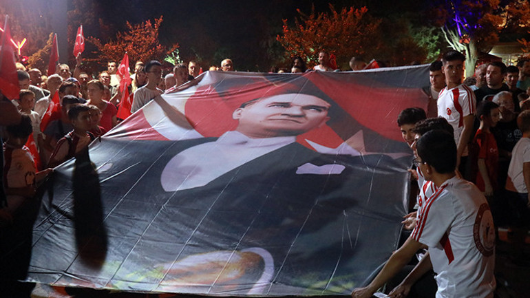 30 Ağustos Zafer Bayramı tüm yurtta coşkuyla kutlandı