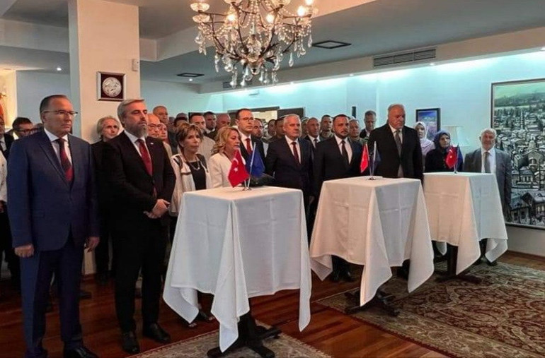 Zafer Bayramı, Kosova’da törenlerle kutlandı
