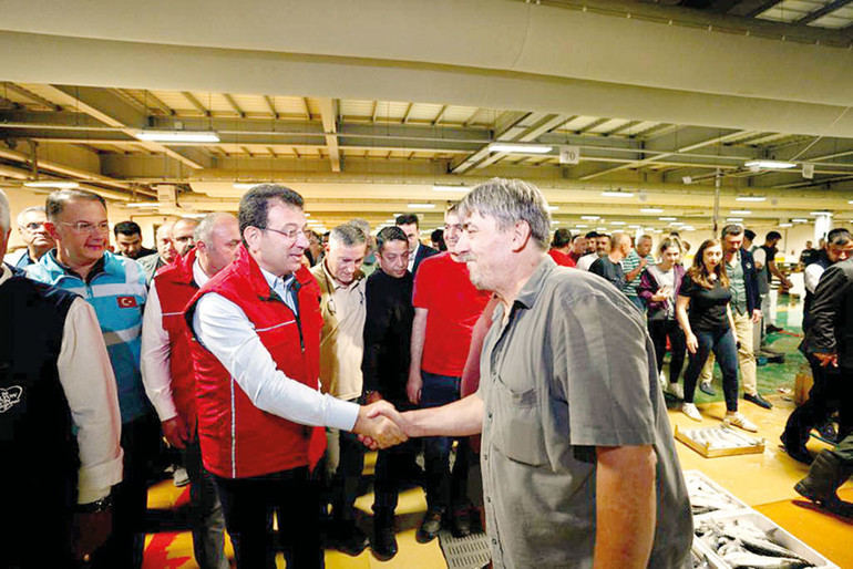 Sezonun ilk hamsileri tezgâhta