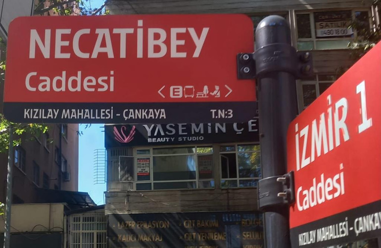 Ankara’da sokak tabelalarının dili, edebiyatı ve kültürü