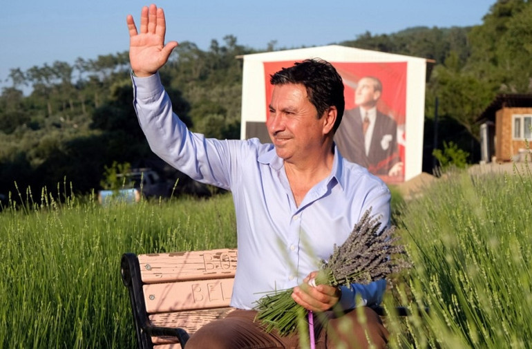 Adnan Kaya ve Mete Tamer Omur ile Şezlong Sohbetleri 3 asırdır bu topraklardayız