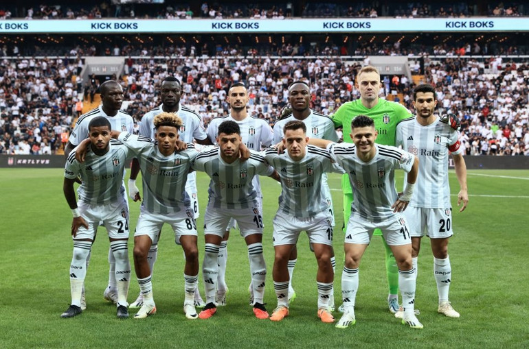 Beşiktaş - Sivasspor maçında Omar Colley gollerine devam etti, Rashica siftah yaptı