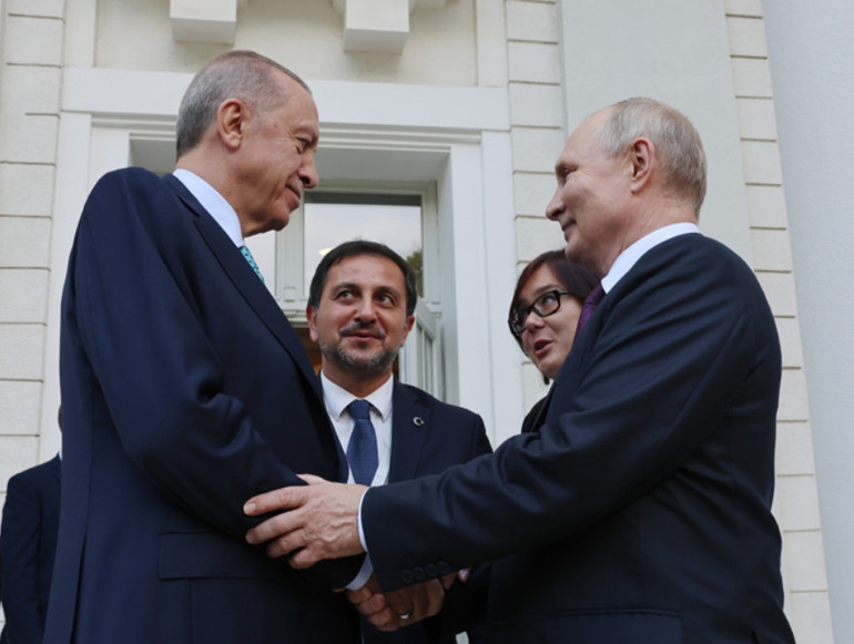 Son dakika: Soçide kritik zirve sona erdi... Cumhurbaşkanı Erdoğan: Tahıl koridoru devam etmeli