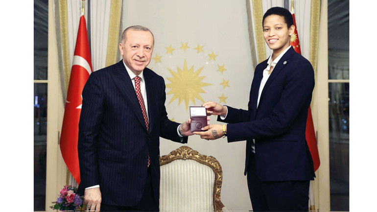 Naim’den 35 yıl sonra Vargas