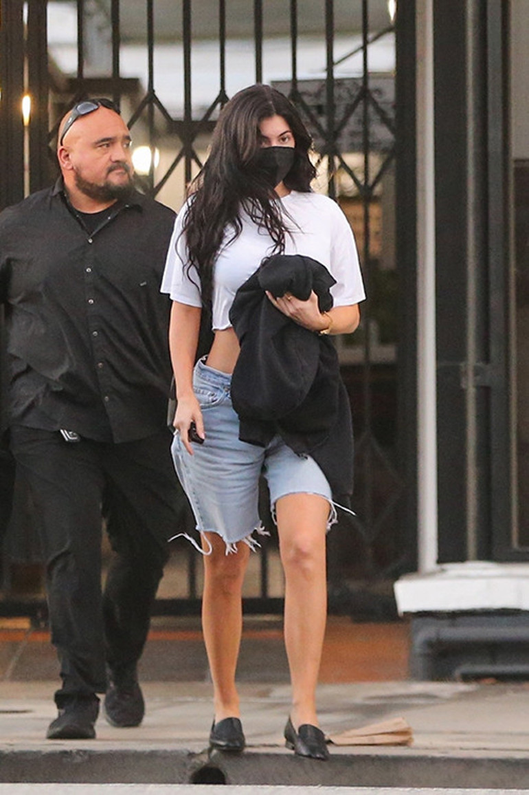 Aşkın ilk fotoğrafı Aylardır sevgili oldukları iddia ediliyordu: Konserde böyle yakalandılar