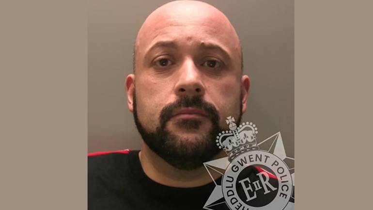 20 yılda 7 farklı kimlik, 4.5 milyon sterlinlik vurgun Pilot, gemi kaptanı, başbakanın arkadaşı... Girmediği rol kalmadı