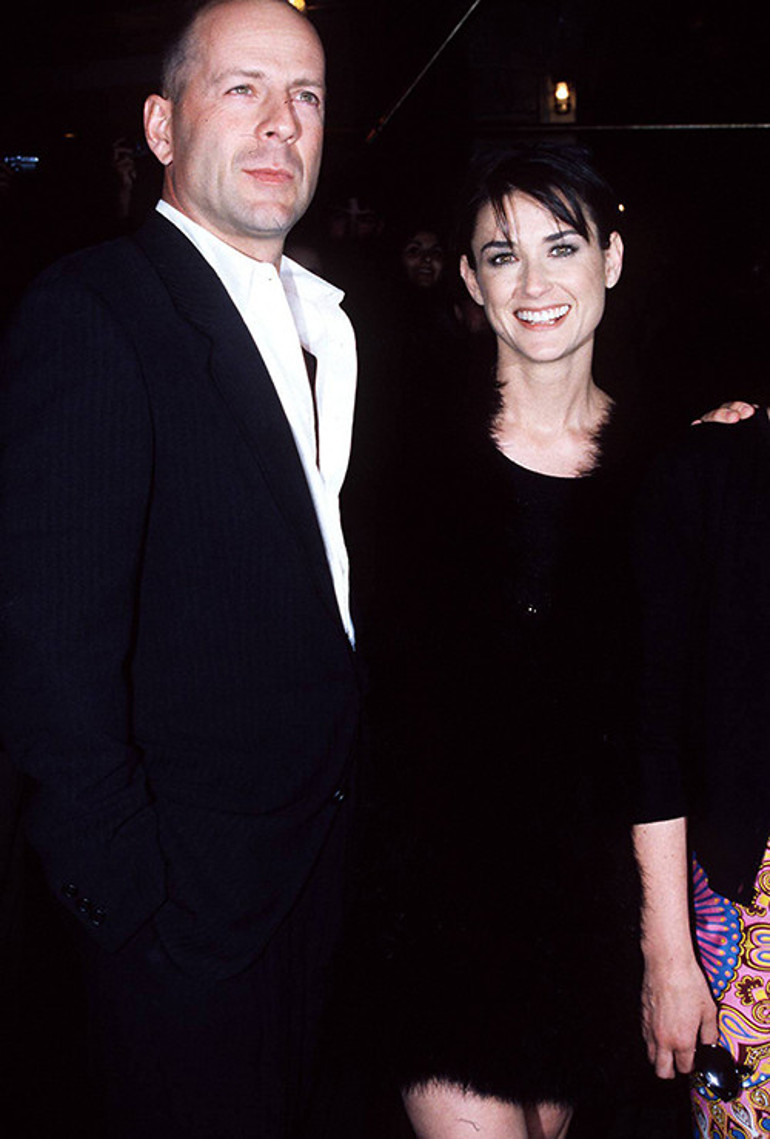 Tam boşanma davası açmıştı ki hamile kaldığını öğrendi... Mecburen kocasına geri döndü