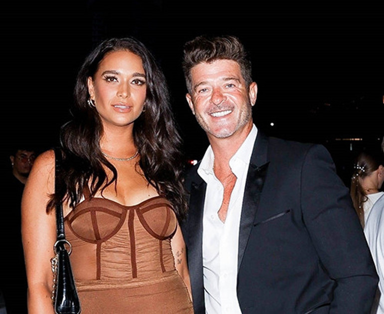 Dur diye yalvardı, dinlemedi: Nişanlısını utandırdı