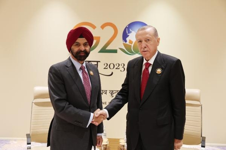 G20 Liderler Zirvesi başladı... Cumhurbaşkanı Erdoğandan peş peşe kritik görüşmeler...