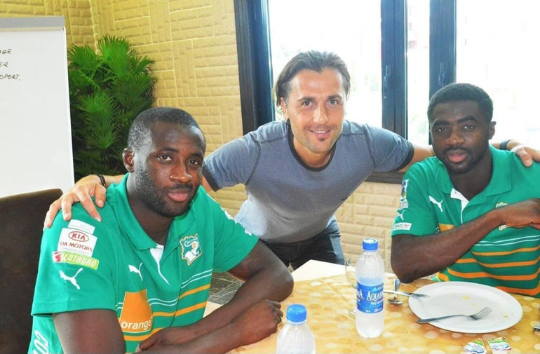 Fransız teknik direktörden Nicolas Pepe, Wilfred Zaha ve Hakim Ziyech değerlendirmesi: Hücum gücü korkutacak | Galatasaray gruptan çıkabilir