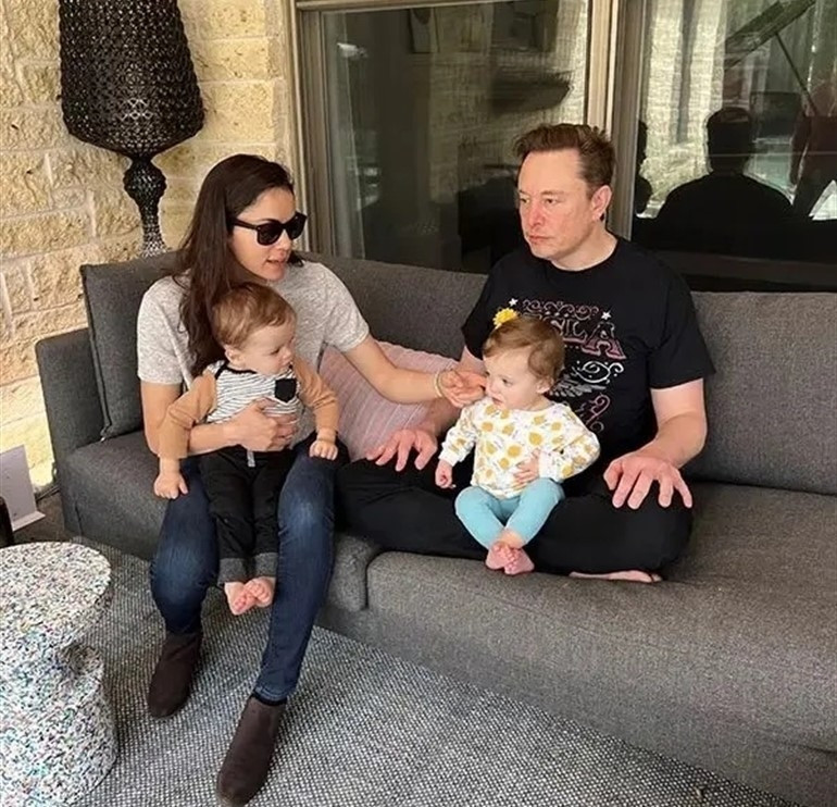 Elon Musk’ın gizli çocuğu ortaya çıktı Ünlü şarkıcıdan üçüncü çocuk: On birinci kez baba oldu
