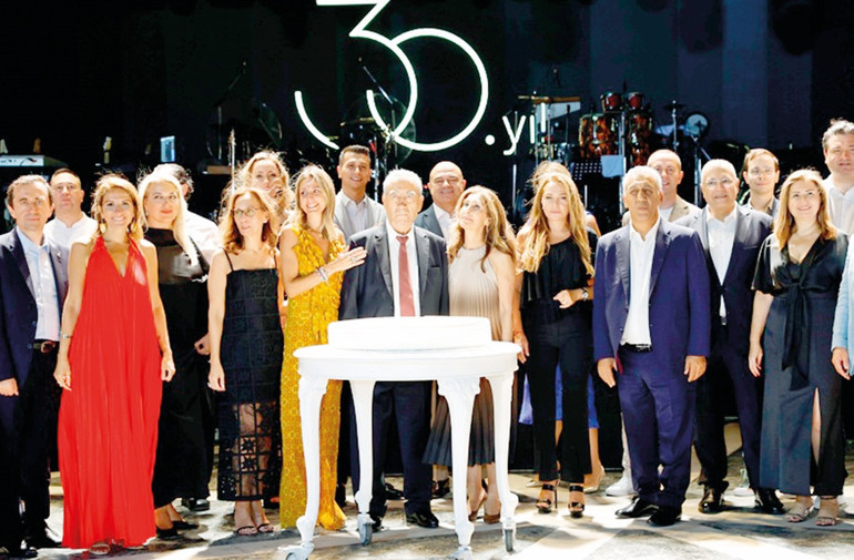 ‘Kötü ev sahibi’ ev aldırdı