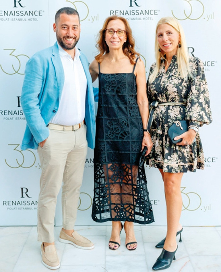 ‘Kötü ev sahibi’ ev aldırdı