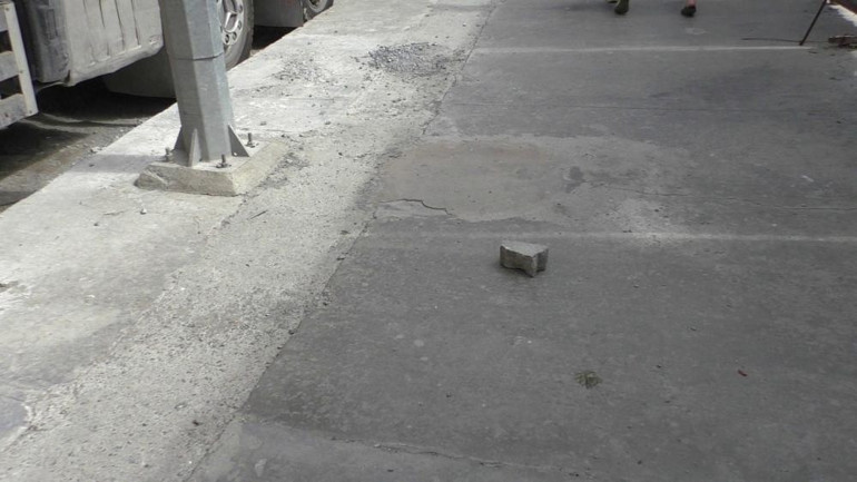 Bunları yapan çocuk Yüzüne kaldırım taşı attılar, kulağını yardılar
