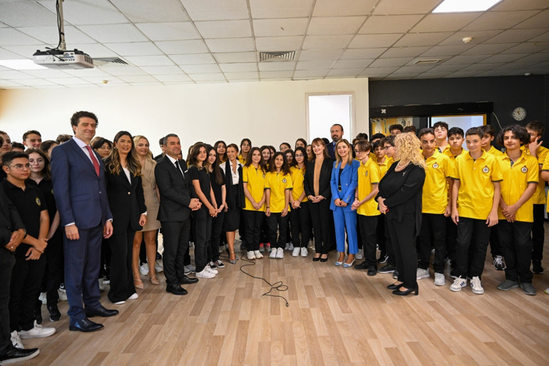 İlk ders zili çaldı: Demirören Medya Lisesinde ikinci yıl başladı