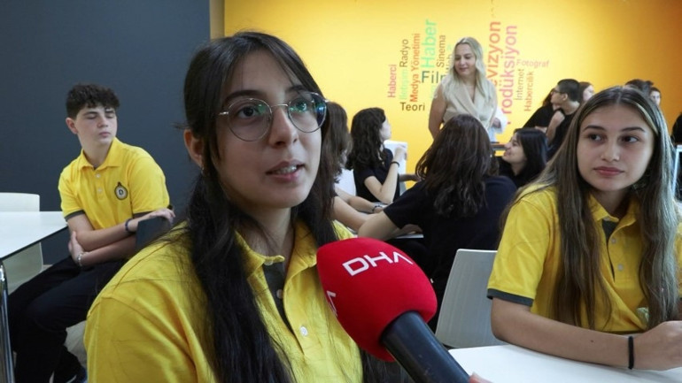 İlk ders zili çaldı: Demirören Medya Lisesinde ikinci yıl başladı
