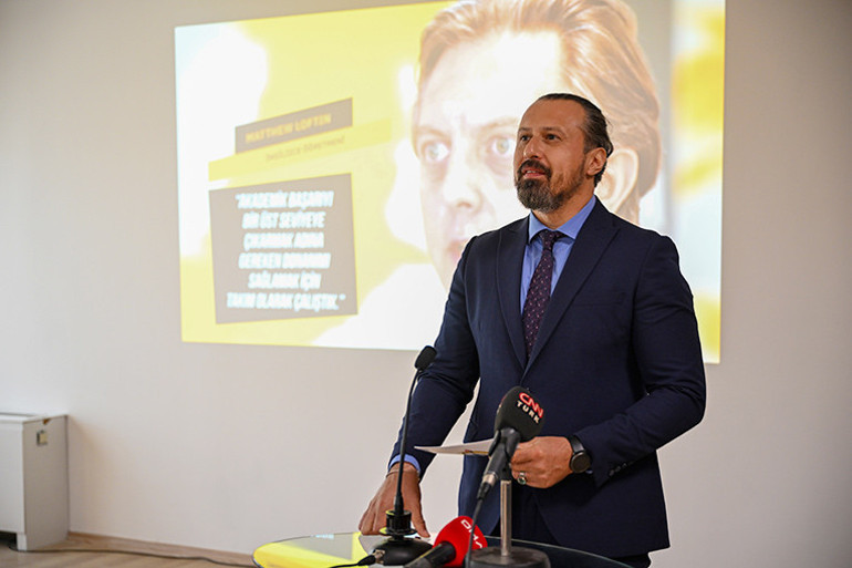 Demirören Medya Lisesinde ilk ders zili