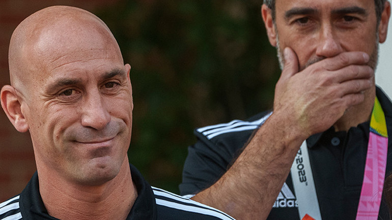 İspanyol ve dünya futbolunu sarsan skandal Federasyon Başkanı Rubialesi istifaya götüren süreçte neler yaşandı | 4 SORU 4 CEVAP