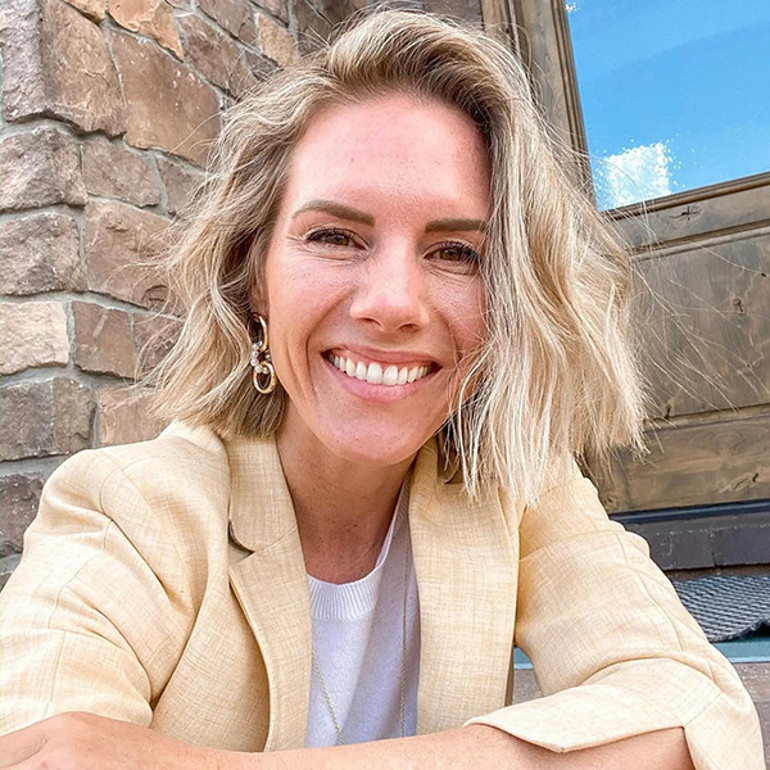 Ünlü YouTuber anne kendi çocuklarını istismar suçundan tutuklandı: Onu sakın hapisten salmayın