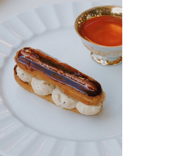 Caferli’ye bir çiy damlası düştü