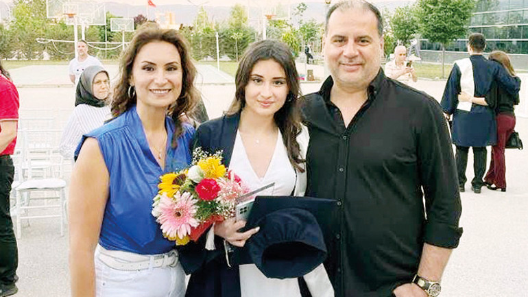 O artık en genç kadın pilot... Hürriyet’in haberinden ilham aldı