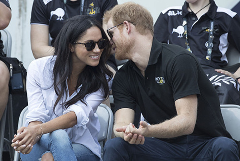 Gösteriş yapmaya gitmişler Bakın kocam beni ne kadar seviyor