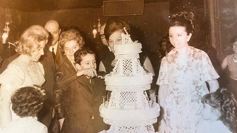 Toz pembe edebiyat olmaz acı çekilmeden yazılmaz… 40. yılını kutlayan usta yazar Mario Levi